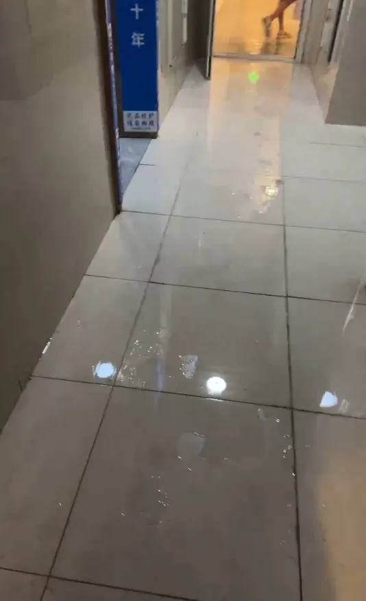 话题图片，点击查看大图