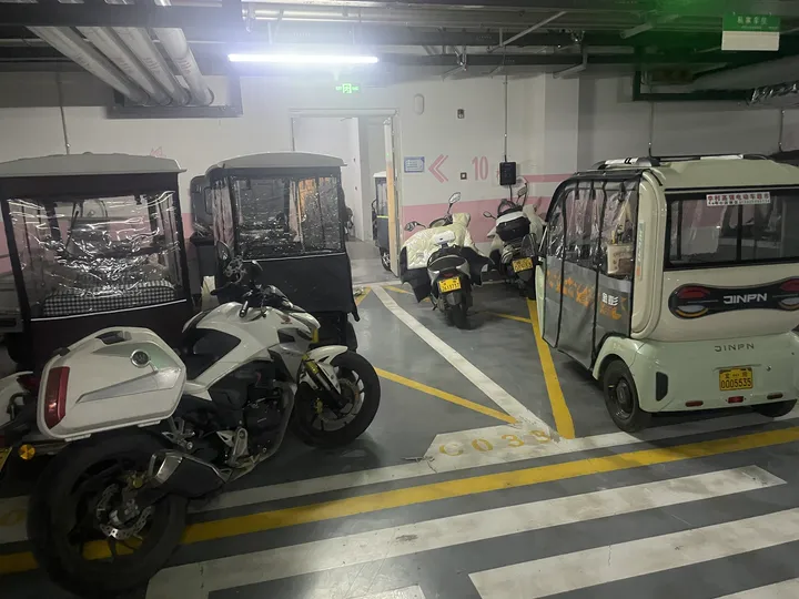 话题图片，点击查看大图